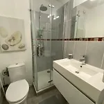 Apartment C208 Avec Terrasse Proche *