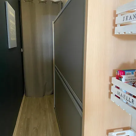 C208 Avec Terrasse Proche Apartment