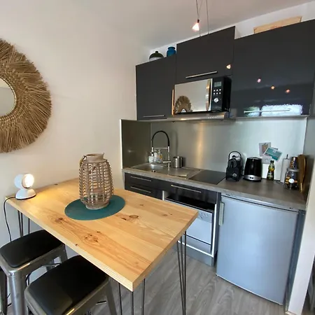 C208 Avec Terrasse Proche Apartamento *