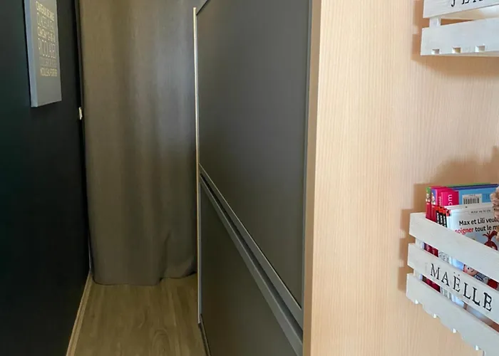 C208 Avec Terrasse Proche 公寓