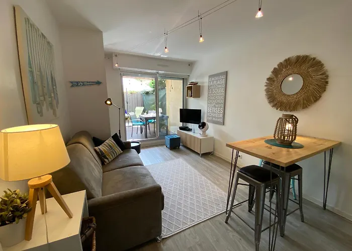 C208 Avec Terrasse Proche 公寓 *